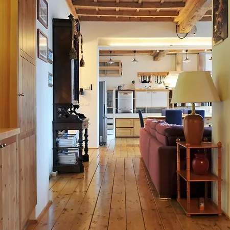 Splendid Housing Apartman